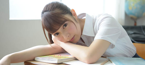 成宫りか(成宫莉香)品番STARS-066简介及预览-衣衣商务
